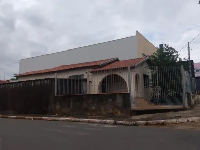 Imóvel Comercial com 2 Quartos à venda, 106m² no Jardim São Carlos, Sumaré