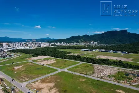 Lote/Terreno à venda, 2155m² no Sertão do Maruim, São José