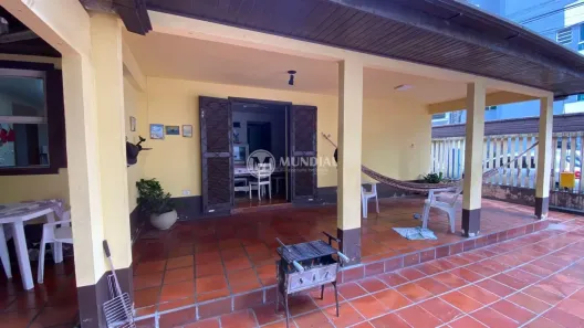 Casa com 4 Quartos à venda, 240m² no Centro, Balneário Camboriú