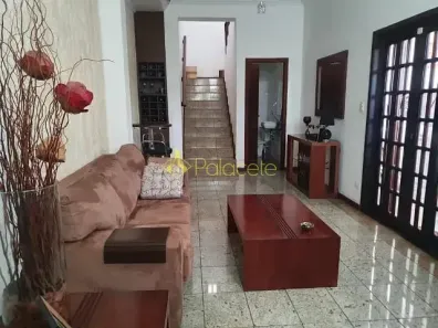Casa com 3 Quartos à venda, 236m² no Jardim Maria Emília, Pindamonhangaba