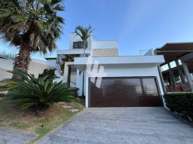 Casa com 3 Quartos para alugar, 310m² no Pedra Branca, Palhoça