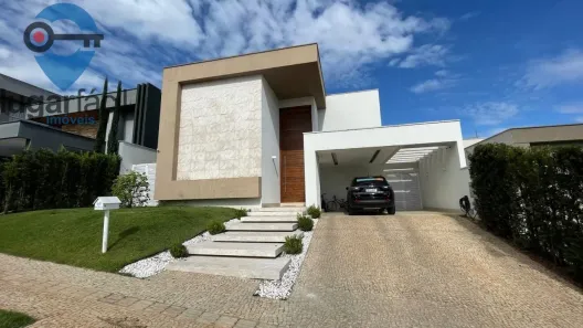 Casa de Condomínio com 4 Quartos à venda, 240m² no Condomínio do Lago 2ª Etapa, Goiânia
