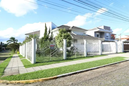Casa de Condomínio com 3 Quartos à venda, 300m² no Cristo Rei, São Leopoldo