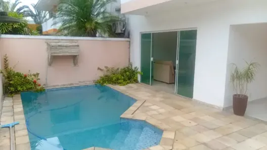 Casa de Condomínio com 5 Quartos para alugar, 200m² no Vargem Grande, Rio de Janeiro
