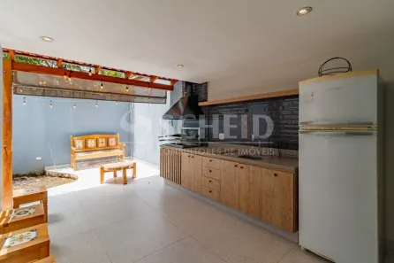 Sobrado com 3 Quartos à venda, 222m² no Jardim Londrina, São Paulo