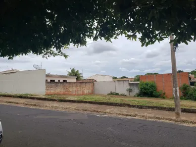 Lote/Terreno à venda, 450m² no Jardim Nazareth, São José do Rio Preto
