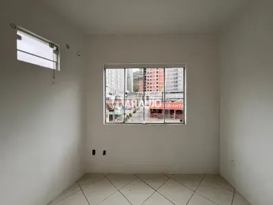 Kitnet com 1 Quarto para alugar, 35m² no Fazenda, Itajaí