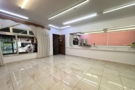 Casa com 3 Quartos para alugar, 300m² no Tatuapé, São Paulo