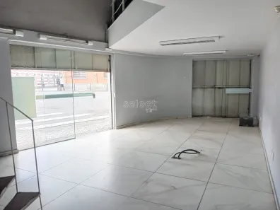 Ponto Comercial para alugar, 65m² no Centro, Juiz de Fora