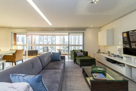 Apartamento com 3 Quartos à venda, 210m² no Moema, São Paulo