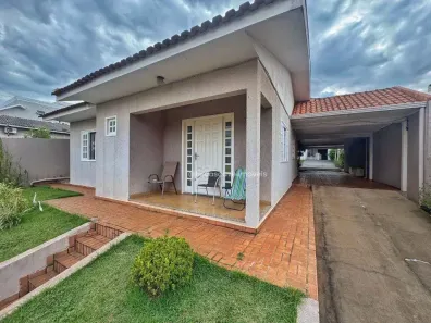 Casa com 3 Quartos à venda, 230m² no Centro, Cascavel