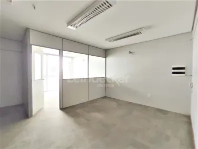 Sala Comercial para alugar, 57m² no Floresta, Porto Alegre