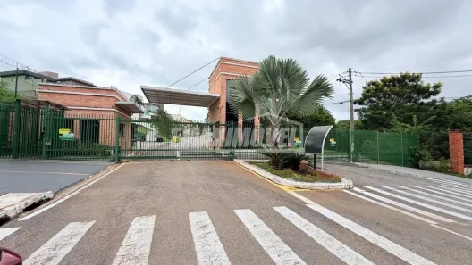 Casa de Condomínio com 3 Quartos à venda, 200m² no Jardim Guadalajara, Sorocaba