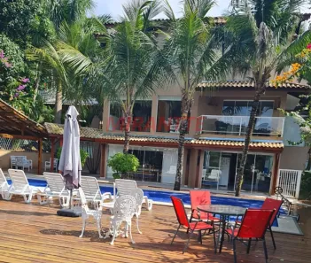Sobrado com 5 Quartos à venda, 610m² no Caraguatá, Mairiporã