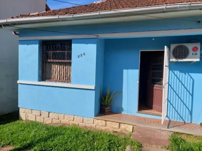 Casa com 2 Quartos à venda, 80m² no Santo Antônio, Porto Alegre