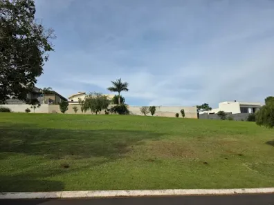 Lote/Terreno à venda, 728m² no Jardim Tarobá, Cambé