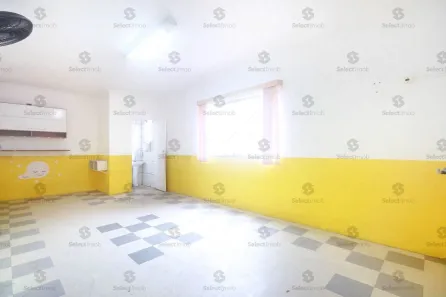 Prédio Comercial para alugar, 272m² no Vila Nossa Senhora das Vitórias, Mauá