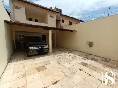 Casa com 6 Quartos à venda, 228m² no Cidade dos Funcionários, Fortaleza