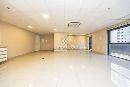 Galpão/Depósito/Armazém à venda, 61m² no Centro, Curitiba