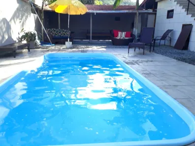 Casa com 3 Quartos para alugar, 150m² no Praia do Estaleirinho, Balneário Camboriú