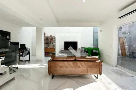 Casa com 3 Quartos à venda, 180m² no Jordanópolis, São Bernardo do Campo