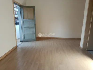 Apartamento com 3 Quartos para alugar, 95m² no Centro, Canoas