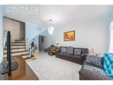 Sobrado com 2 Quartos à venda, 140m² no Vila Scarpelli, Santo André