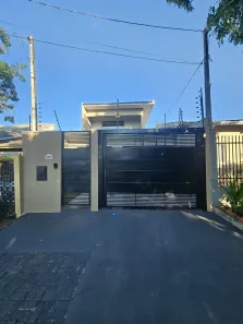 Sobrado com 3 Quartos à venda, 123m² no Jardim Dias I, Maringá