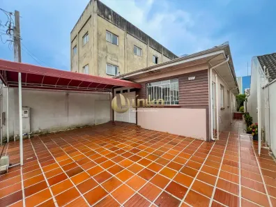 Imóvel Comercial com 3 Quartos à venda, 360m² no Rebouças, Curitiba