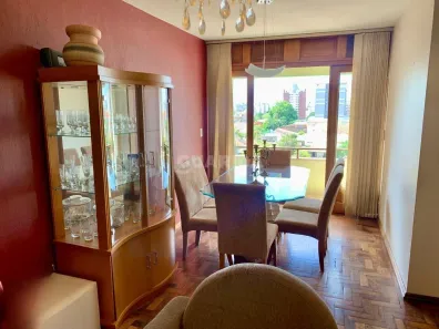 Apartamento com 3 Quartos para alugar, 88m² no Vila Ipiranga, Porto Alegre