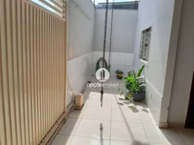 Sobrado com 3 Quartos à venda, 220m² no De Lourdes, Anápolis