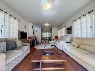 Casa com 3 Quartos à venda, 167m² no Cascata dos Amores, Teresópolis