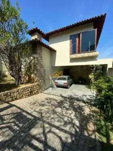 Casa com 6 Quartos à venda, 237m² no Brasiléia, Betim