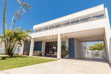 Sobrado com 4 Quartos à venda, 285m² no Balneário Solimar, Matinhos
