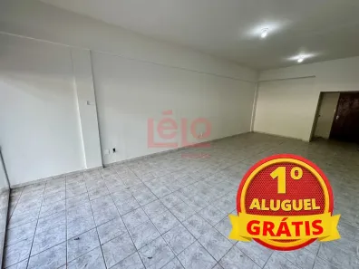 Sala Comercial para alugar, 48m² no Zona 07, Maringá