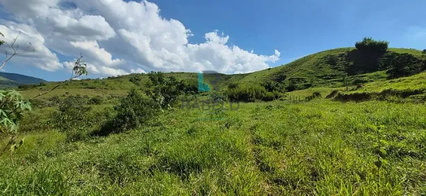 à venda, 14m² no Centro, Guaratinguetá