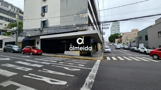 Sala Comercial com 1 Quarto para alugar, 364m² no Centro, Santa Maria
