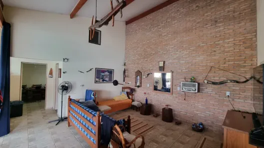 Fazenda/Sítio com 2 Quartos à venda, 2000m² no Tataúba, Caçapava