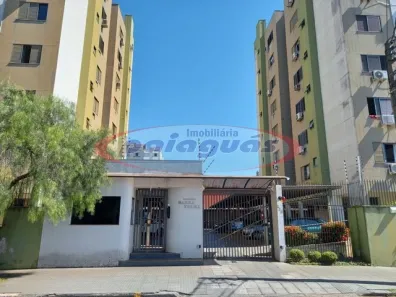 Apartamento com 3 Quartos para alugar, 84m² no Vila Marumby, Maringá