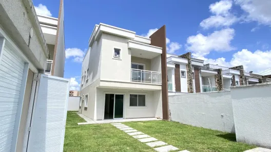 Casa com 4 Quartos à venda, 155m² no Centro, Eusébio