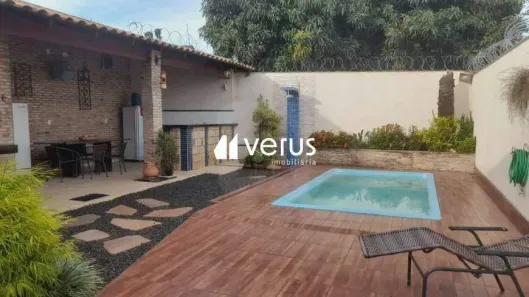 Casa com 3 Quartos à venda, 220m² no Presidente Roosevelt, Uberlândia