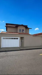 Sobrado com 3 Quartos à venda, 250m² no Centro, Franca