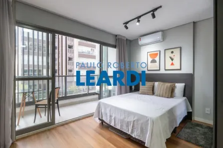Apartamento com 1 Quarto à venda, 32m² no Jardim das Acácias, São Paulo