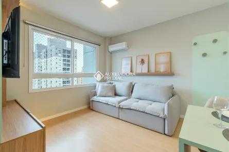 Apartamento com 1 Quarto para alugar, 41m² no Partenon, Porto Alegre