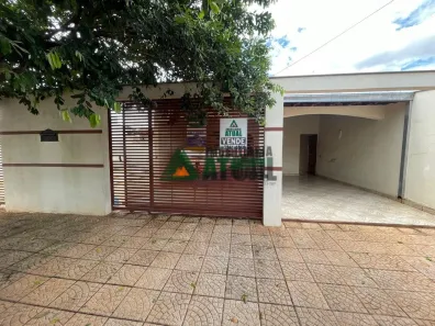 Casa com 3 Quartos à venda, 194m² no Aeroporto, Londrina