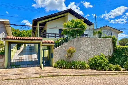 Casa com 4 Quartos à venda, 233m² no Bela Vista, Caxias do Sul