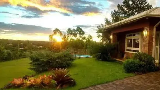 Casa com 2 Quartos à venda, 172m² no Sagrada Família, Gravataí