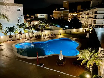 Apartamento com 2 Quartos para alugar, 85m² no Jurerê, Florianópolis