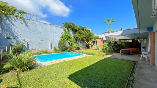 Casa com 3 Quartos à venda, 405m² no Vila Assunção, Porto Alegre
