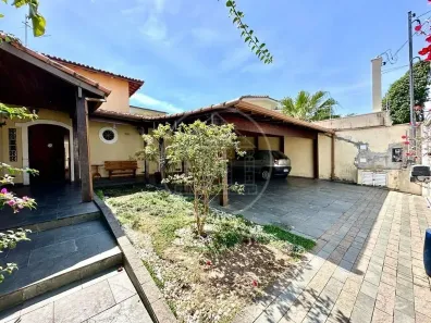 Casa com 3 Quartos à venda, 320m² no Interlagos, São Paulo